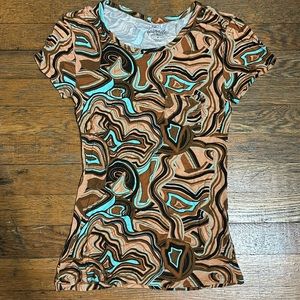 RUE21 women’s favorite crew neck tee